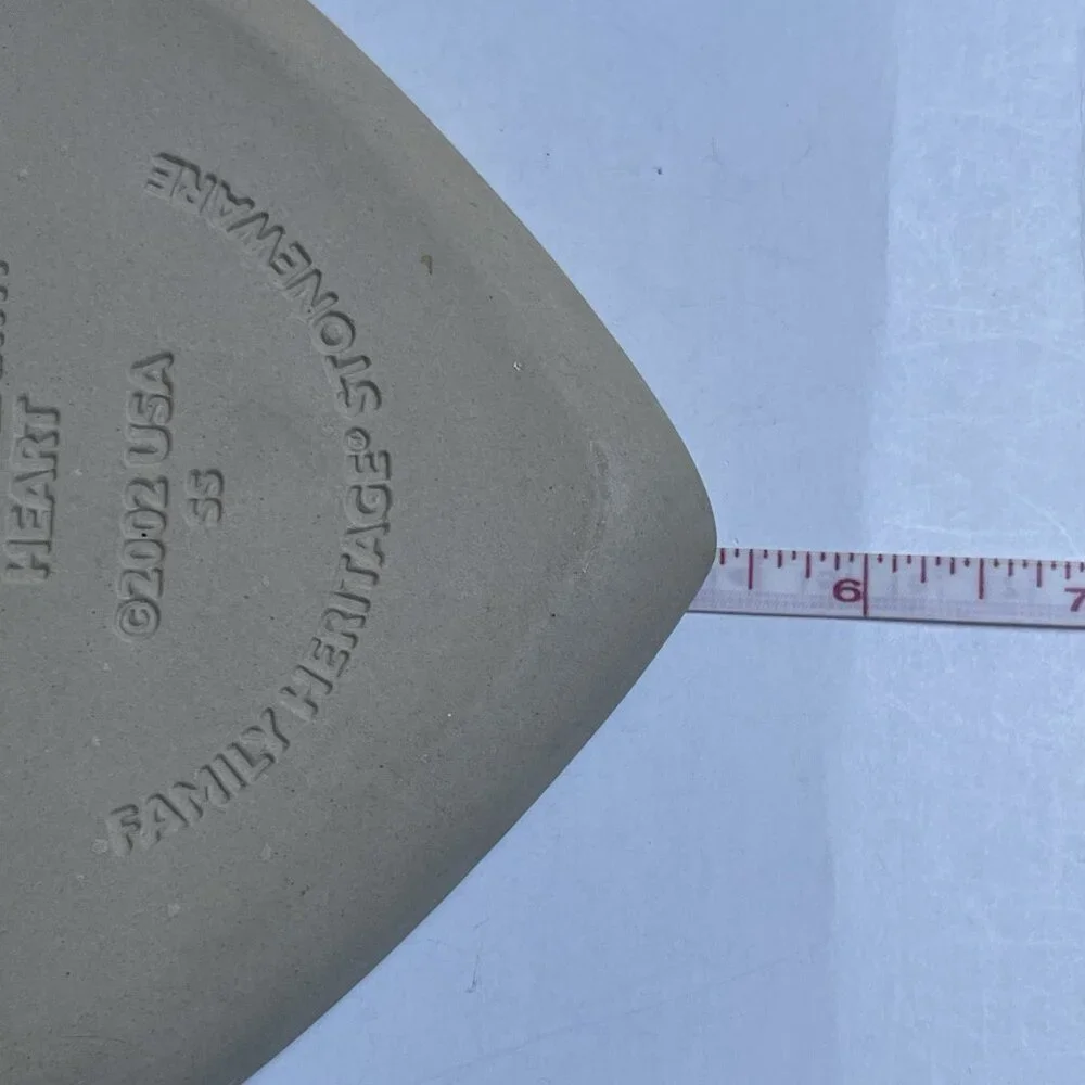 Pampered Chef Peace On Earth Heart 2002 Family Heritage Stoneware‎ Cookie Mold